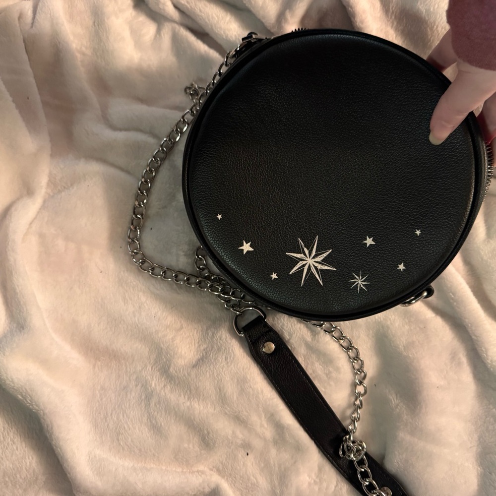 Elegant Black Star Crossbody Bag